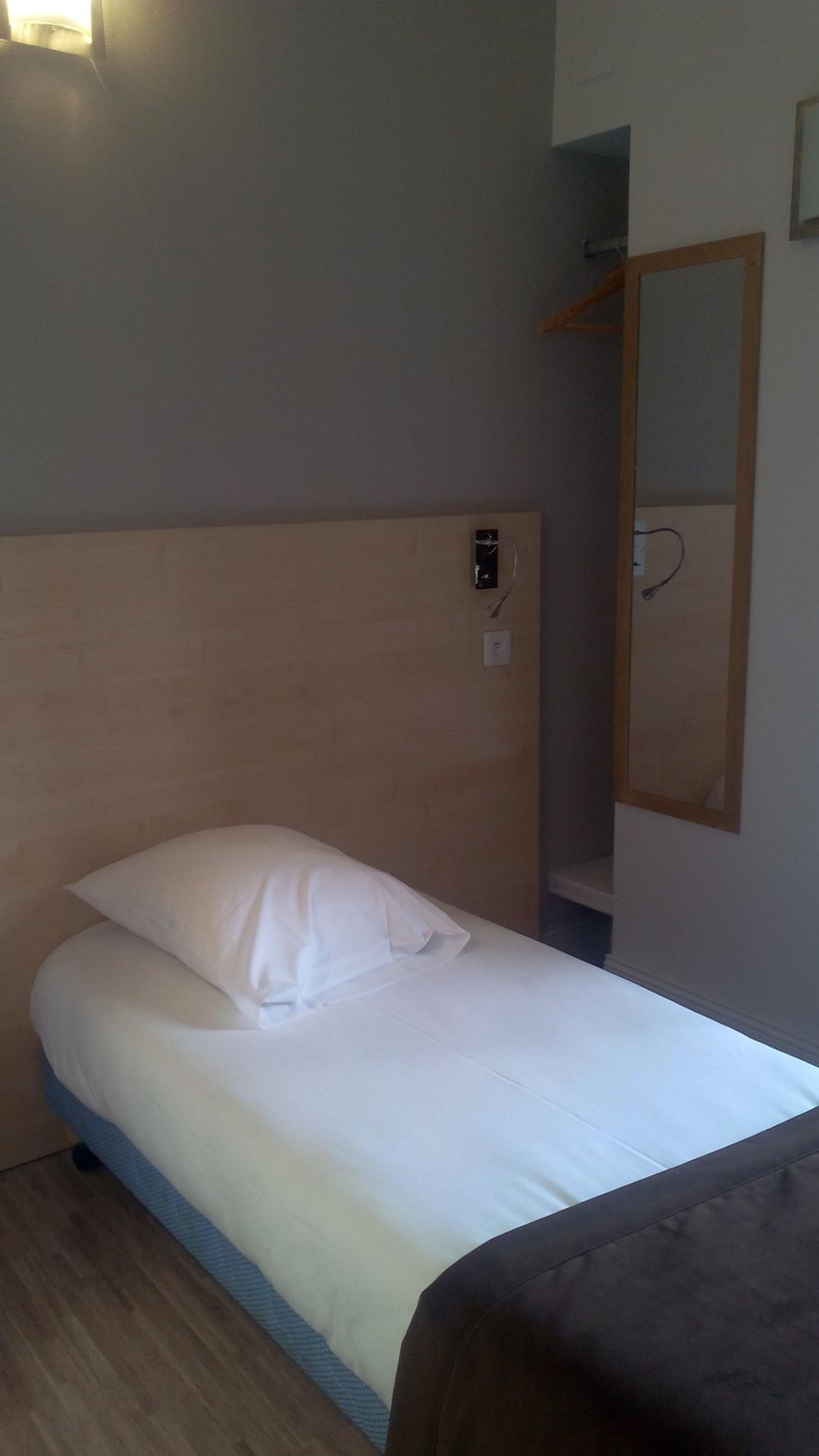 Hotel Foch Nancy Gare ภายนอก รูปภาพ
