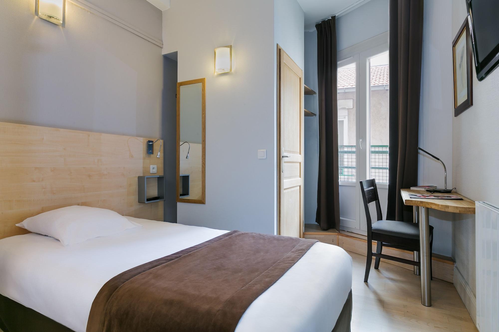 Hotel Foch Nancy Gare ภายนอก รูปภาพ