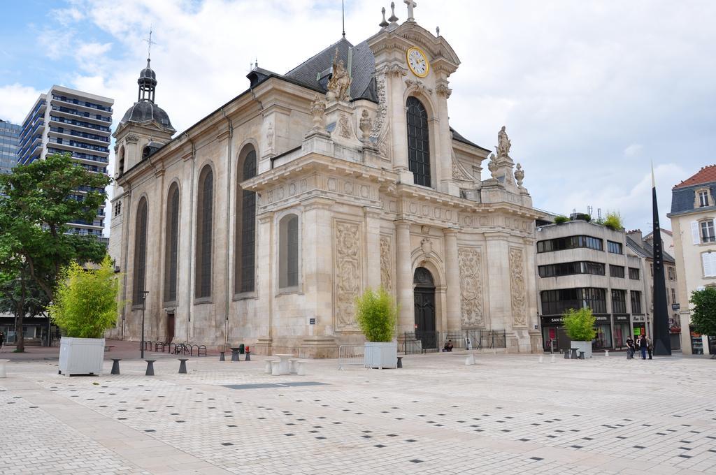 Hotel Foch Nancy Gare ภายนอก รูปภาพ