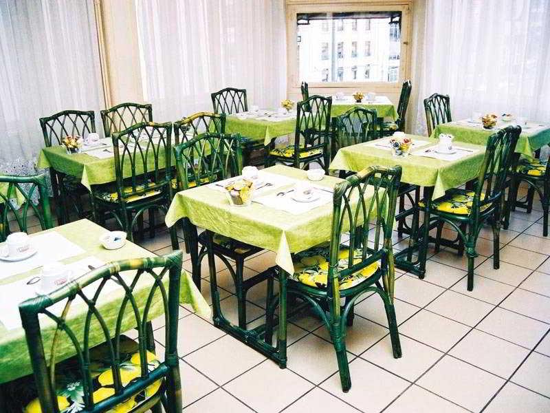 Hotel Foch Nancy Gare ร้านอาหาร รูปภาพ