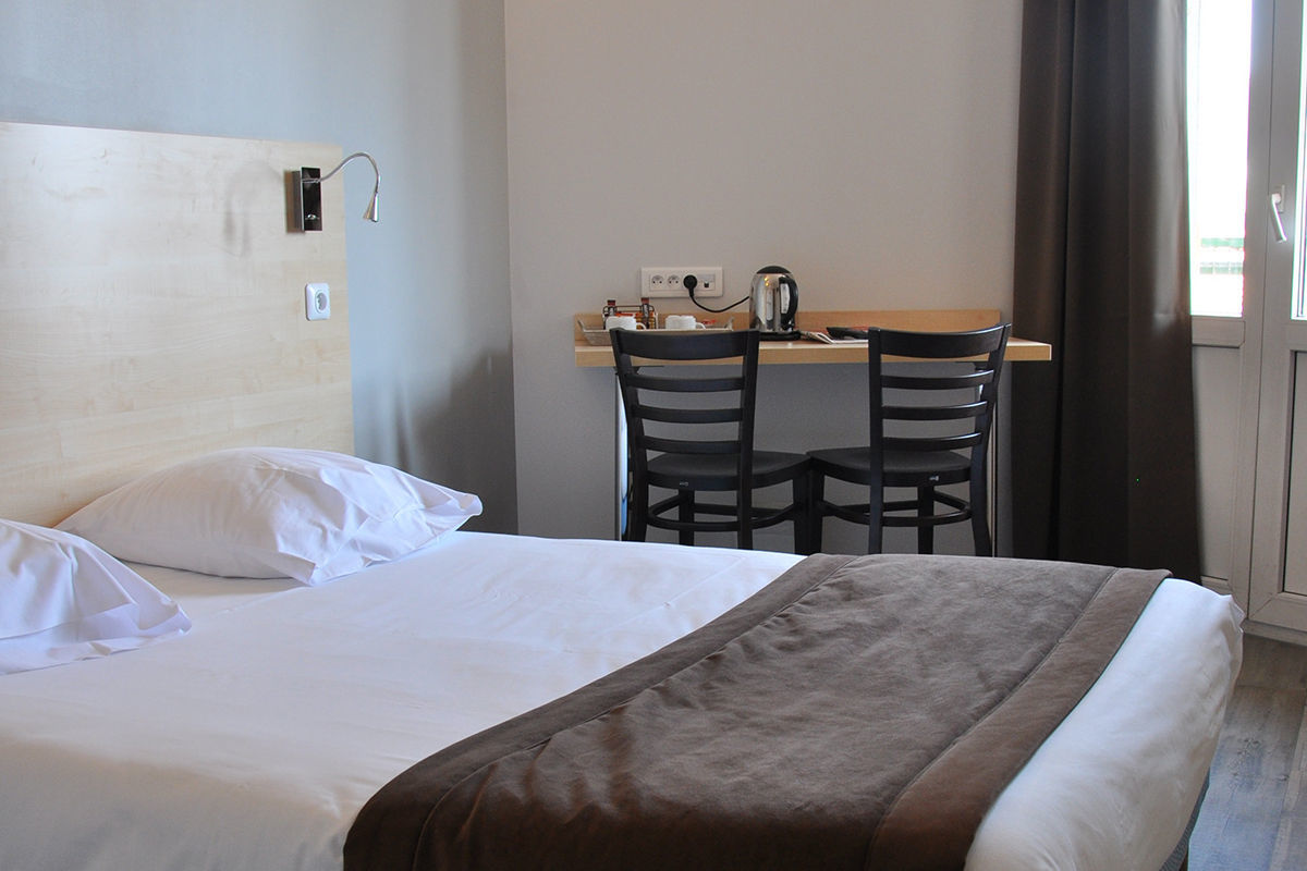 Hotel Foch Nancy Gare ภายนอก รูปภาพ